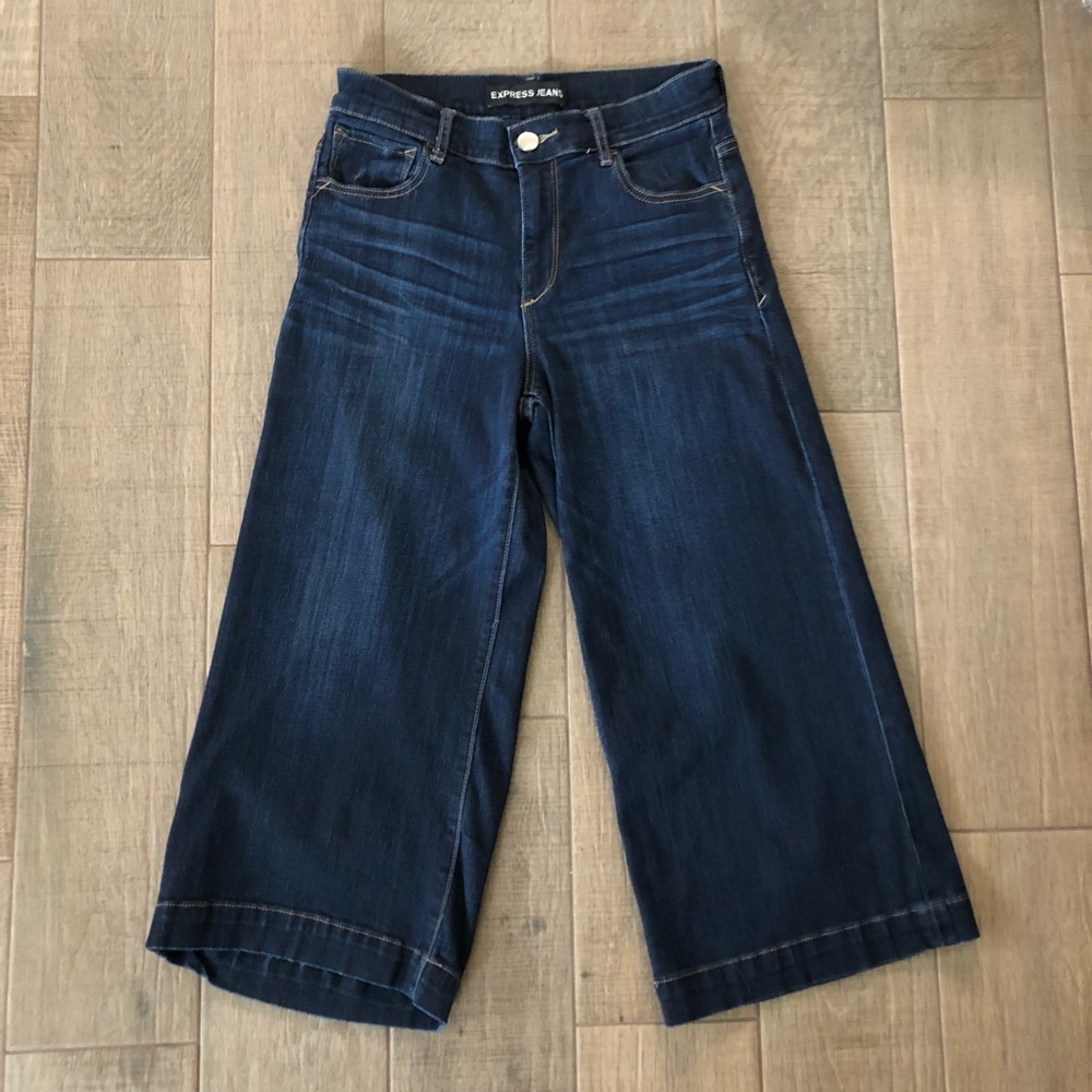 Express Dark Wash High Rise Wide Leg Crop